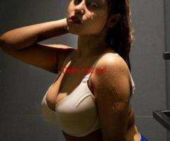 Janavi Call Girls in Akshardham=(Delhi) 9711147426