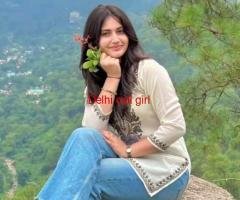 Call Girls in Preet Vihar (DELHI) ↹ 9643900018 ↹ Escorts Service - 14