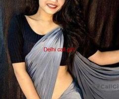 Call Girls in Cr Park,Delhi Enjoy 9643442675