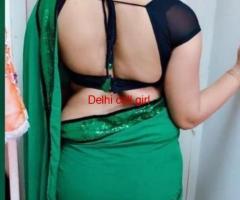 Call Girls in Geeta Colony 8448224330 Delhi Escorts