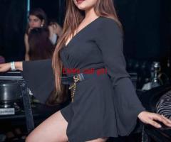 Call Us ⇆ 9811611494 ⇆ Call Girls In Nehru Place (Delhi)